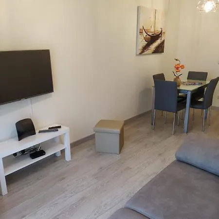 Ria Apartment
